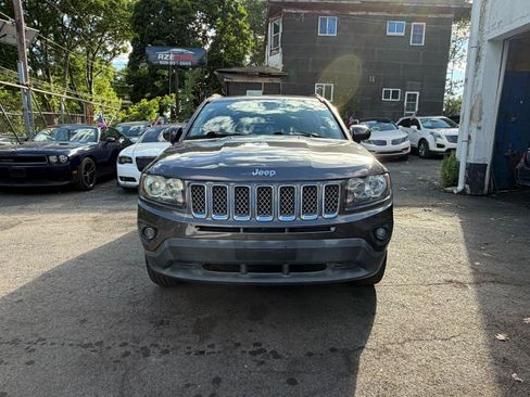 Used 2014 Jeep Compass Latitude AWD/4WD image 13