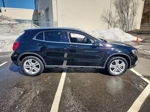 Used 2019 Mercedes-Benz GLA 250 4MATIC image 7