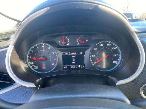 Used 2018 Chevrolet Malibu LS image 18