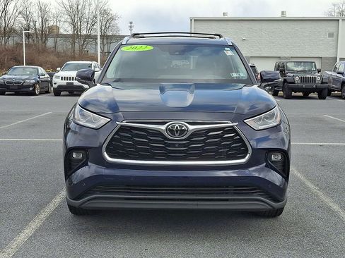 Used 2022 Toyota Highlander Limited image 2