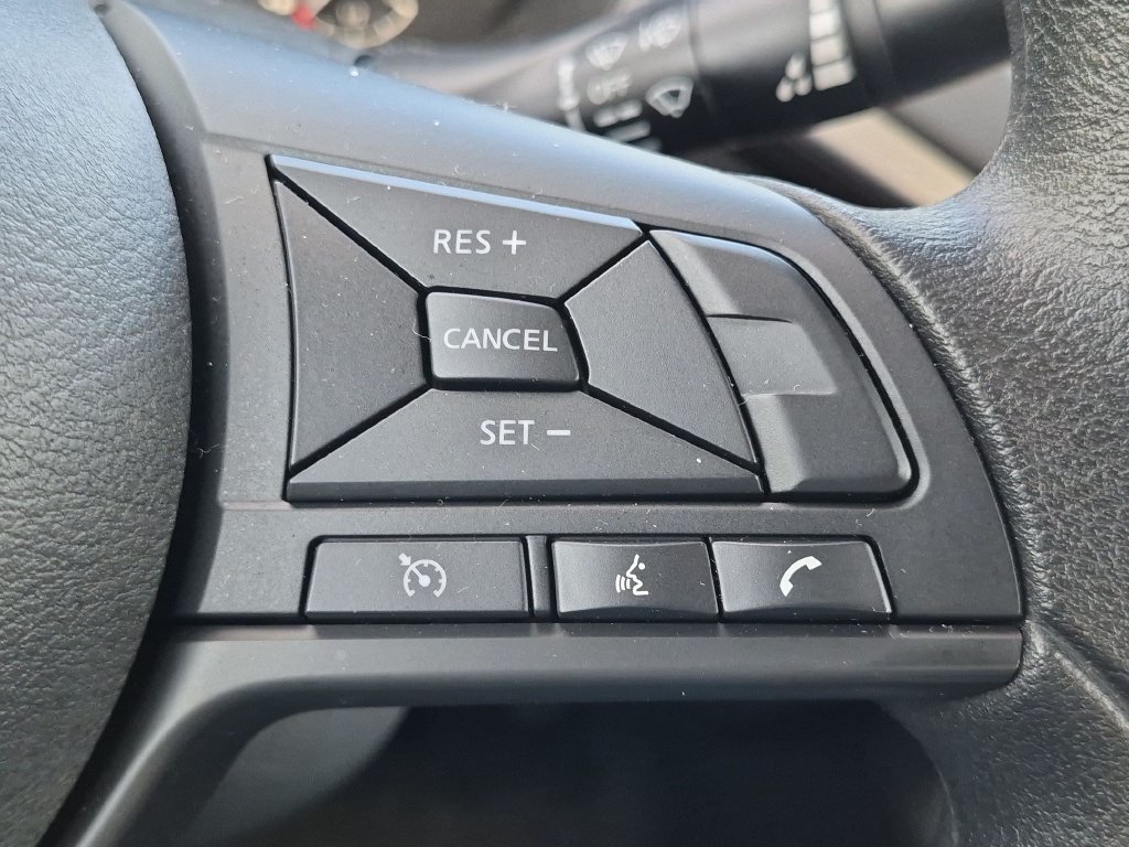 Used 2025 Nissan Altima 2.5 S FWD image 14