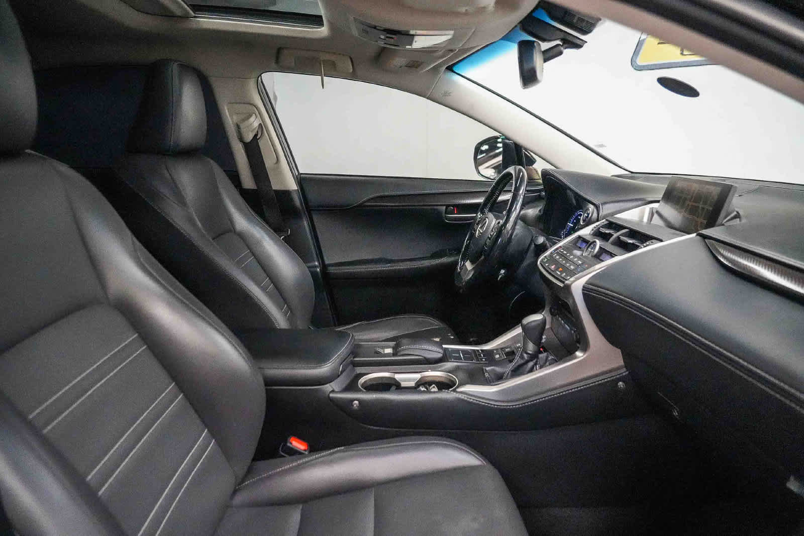 Used 2017 Lexus NX 300h AWD w/ Premium Package image 17