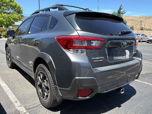 Used 2020 Subaru Crosstrek 2.0i Premium w/ Moonroof Package 2 AWD/4WD image 3