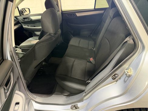 Used 2017 Subaru Outback 2.5i image 21