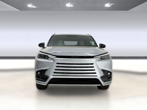 Certified 2024 Lexus TX 500h AWD w/ Technology Package image 6