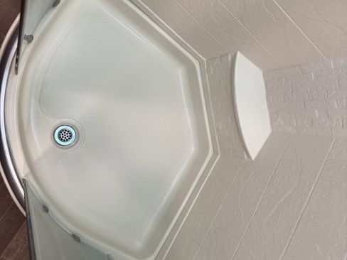 Used 2018 RAM 5500 SLT w/ Quick Order Package 29G SLT image 75