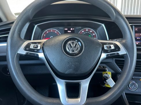 Used 2019 Volkswagen Jetta S FWD image 20