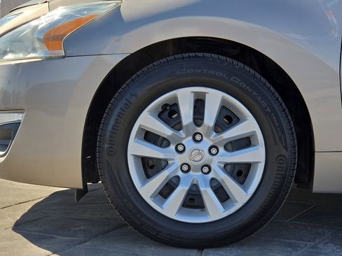 Used 2014 Nissan Altima 2.5 S image 5