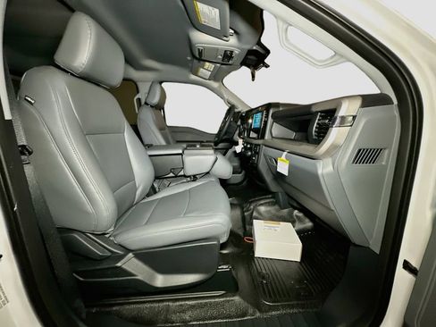 New 2026 Ford F350 XL w/ XL Chrome Package AWD/4WD image 31