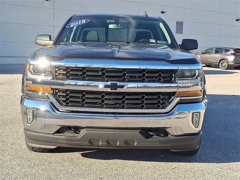 Used 2018 Chevrolet Silverado 1500 LT w/ All Star Edition image 5