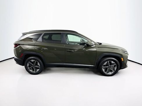Certified 2025 Hyundai Tucson SEL AWD/4WD image 9