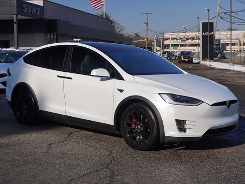 Used 2018 Tesla Model X 100D image 64