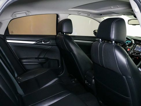 Used 2017 Honda Civic Touring image 22