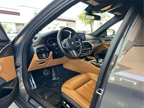 Used 2020 BMW M550i xDrive w/ Executive Package AWD/4WD image 50