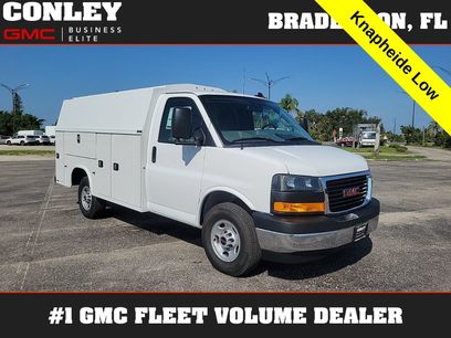 New 2025 GMC Savana 3500 w/ Power Convenience Package