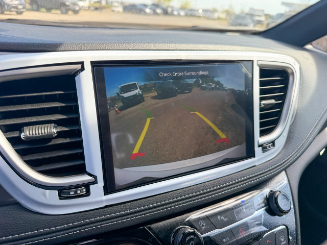 New 2026 Chrysler Pacifica Select AWD/4WD image 20