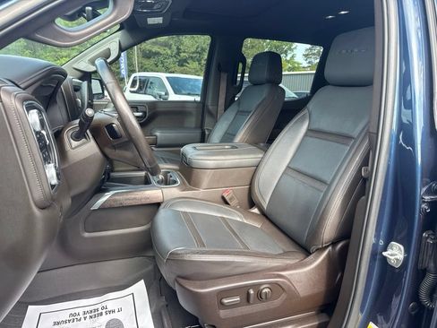 Used 2020 GMC Sierra 1500 Denali w/ Technology Package AWD/4WD image 9