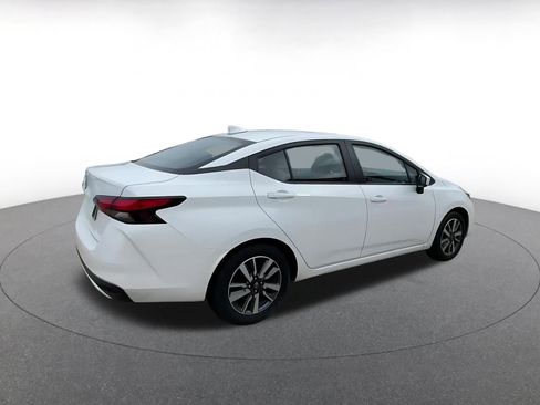 Used 2025 Nissan Versa SV image 15