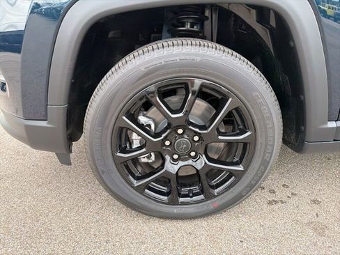 New 2026 Jeep Compass Latitude AWD/4WD image 4