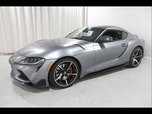Used 2021 Toyota Supra Premium w/ Driver Assist Package RWD image 3