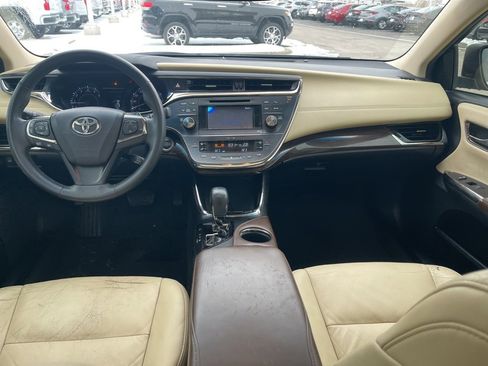 Used 2014 Toyota Avalon XLE image 13