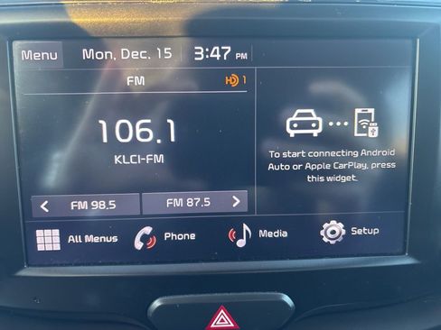 Used 2022 Kia Soul LX w/ Technology Package image 3