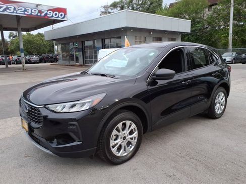 Certified 2024 Ford Escape Active AWD/4WD image 7