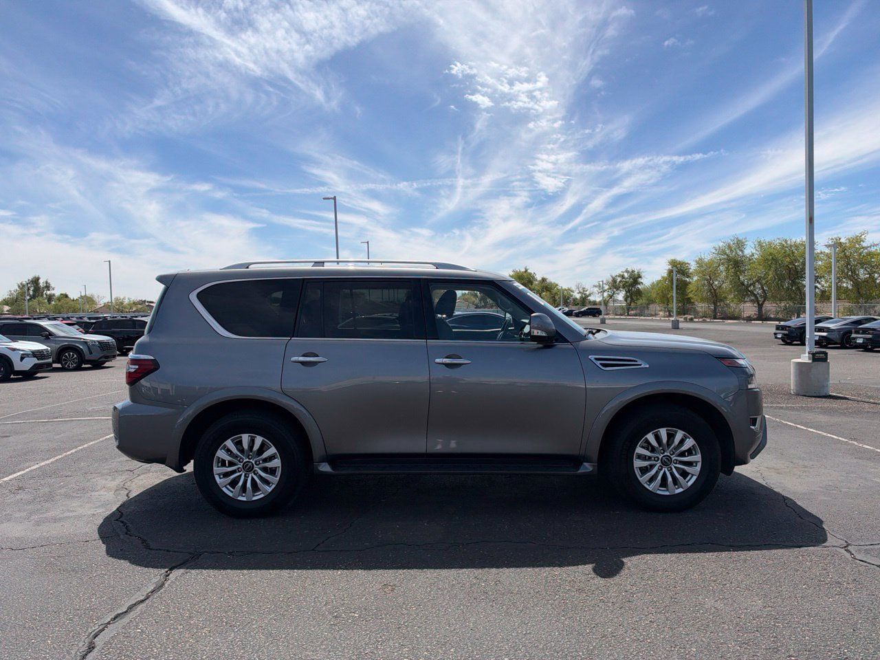 Used 2024 Nissan Armada SV AWD/4WD image 4