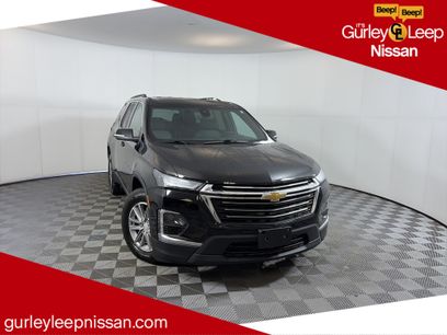Used 2023 Chevrolet Traverse LT