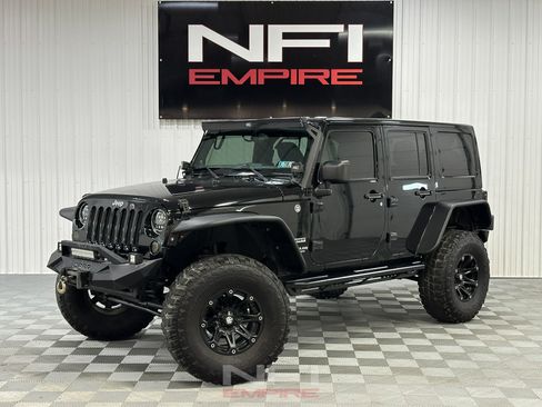 Used 2014 Jeep Wrangler Unlimited Sport w/ Quick Order Package 24S AWD/4WD image 1