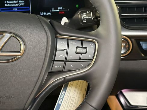 New 2026 Lexus UX 300h AWD image 15