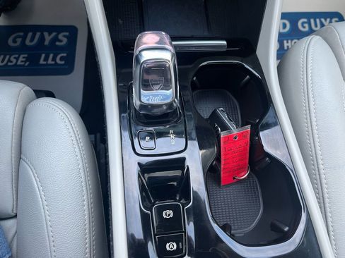 Used 2020 Volvo XC40 T5 Inscription image 13