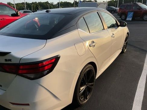Used 2022 Nissan Sentra SR w/ Midnight Edition FWD image 5
