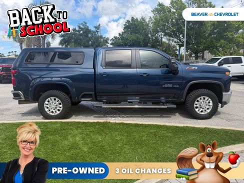 Used 2020 Chevrolet Silverado 2500 LT w/ Convenience Package AWD/4WD image 3