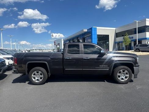 Used 2016 GMC Sierra 1500 SLT w/ SLT Preferred Package AWD/4WD image 13