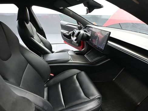 Used 2021 Tesla Model S Plaid image 46