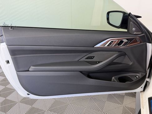 Used 2023 BMW M4 Competition w/ M Driver's Package RWD image 11