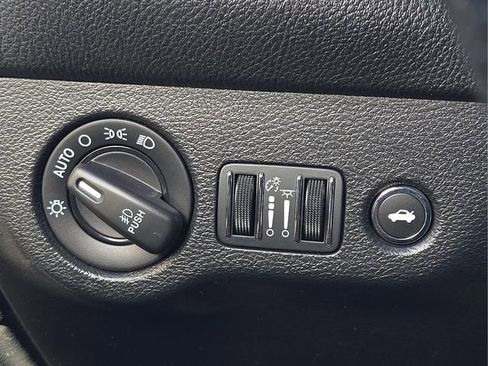 Used 2022 Dodge Challenger GT image 24