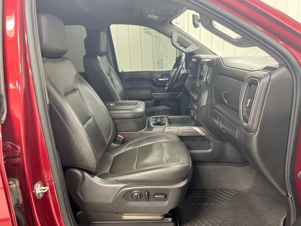 Used 2020 Chevrolet Silverado 2500 LTZ w/ LTZ Plus Package AWD/4WD image 21