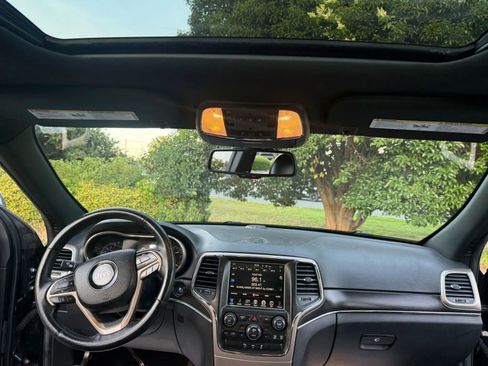 Used 2014 Jeep Grand Cherokee Limited AWD/4WD image 11