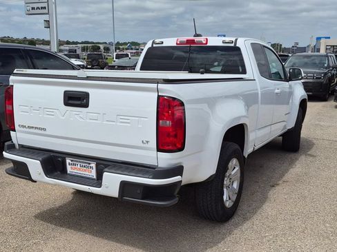 Used 2022 Chevrolet Colorado LT w/ Fleet Safety Package RWD image 2