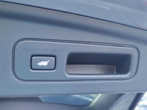 Used 2025 Acura MDX A-Spec image 5