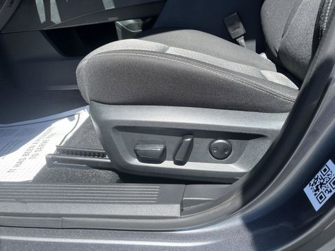 Certified 2025 Nissan Rogue SV AWD/4WD image 20