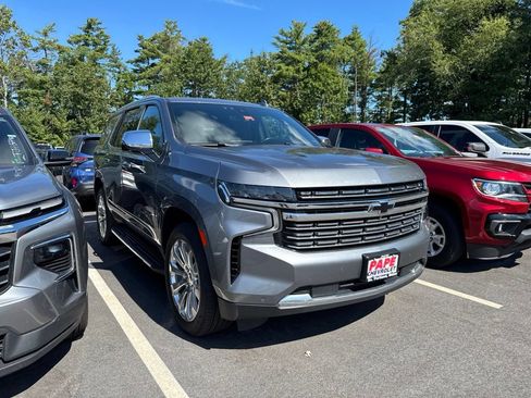 Used 2021 Chevrolet Tahoe Premier w/ Premium Package AWD/4WD image 2