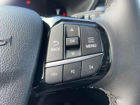 New 2023 Ford Escape SE image 28