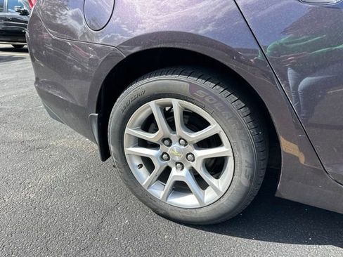 Used 2015 Chevrolet Malibu LT FWD image 7
