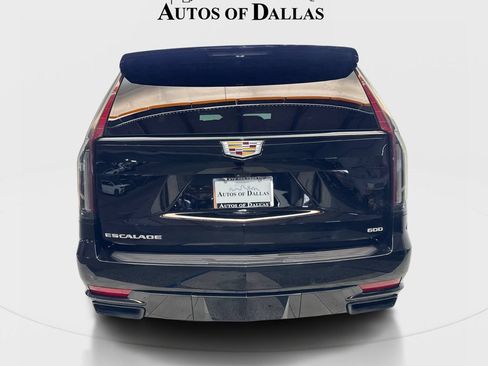 Used 2023 Cadillac Escalade Sport AWD/4WD image 7