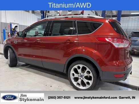 Used 2016 Ford Escape Titanium w/ Equipment Group 301A AWD/4WD image 5