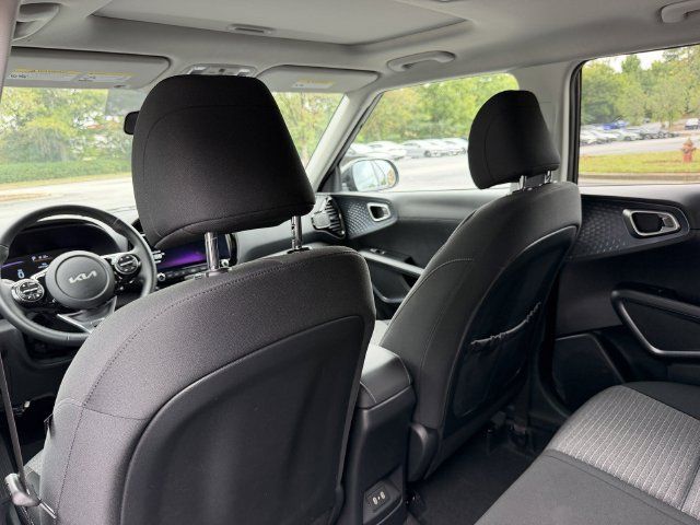 Certified 2025 Kia Soul EX FWD image 25
