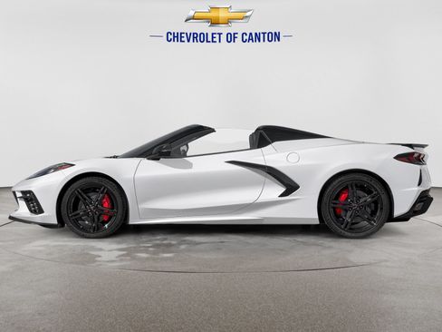 New 2027 Chevrolet Corvette Stingray Convertible w/ Z51 Performance Package RWD image 3